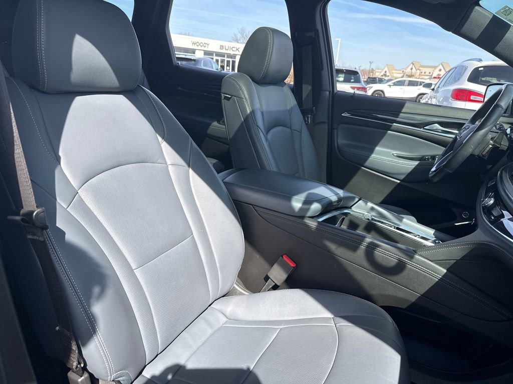 Certified 2024 Buick Enclave Essence w/ Experience Buick Package AWD/4WD image 41