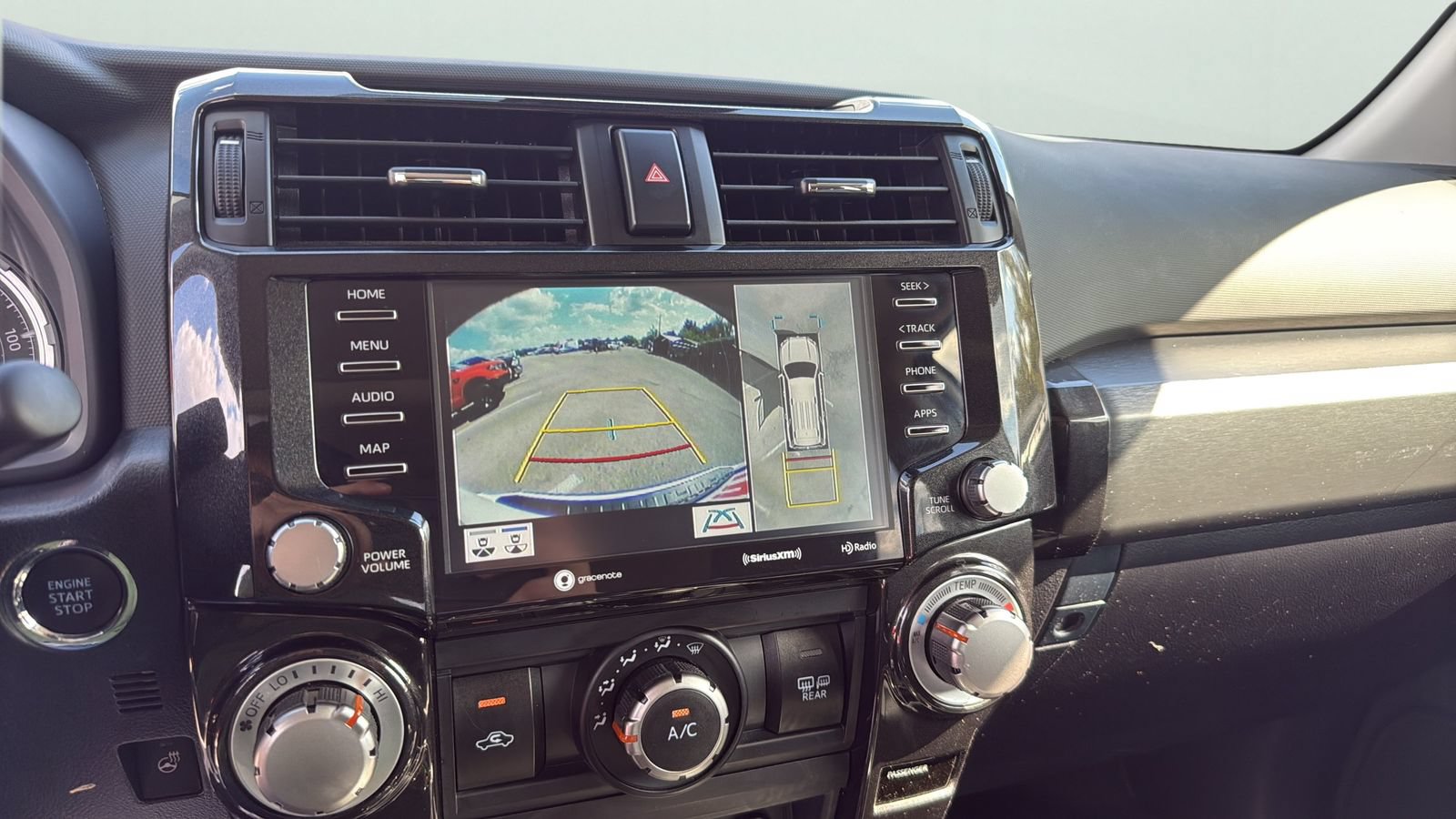 Used 2023 Toyota 4Runner TRD Off-Road Premium w/ Off Road Premium Plus Package AWD/4WD image 18
