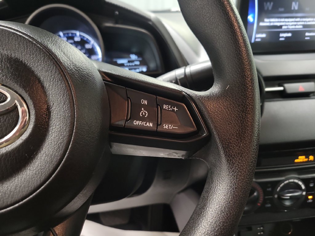 Used 2019 Toyota Yaris L FWD image 24