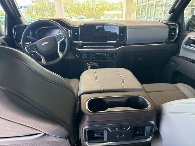 Used 2026 Chevrolet Silverado 1500 LTZ w/ Z71 Off-Road Package AWD/4WD image 11
