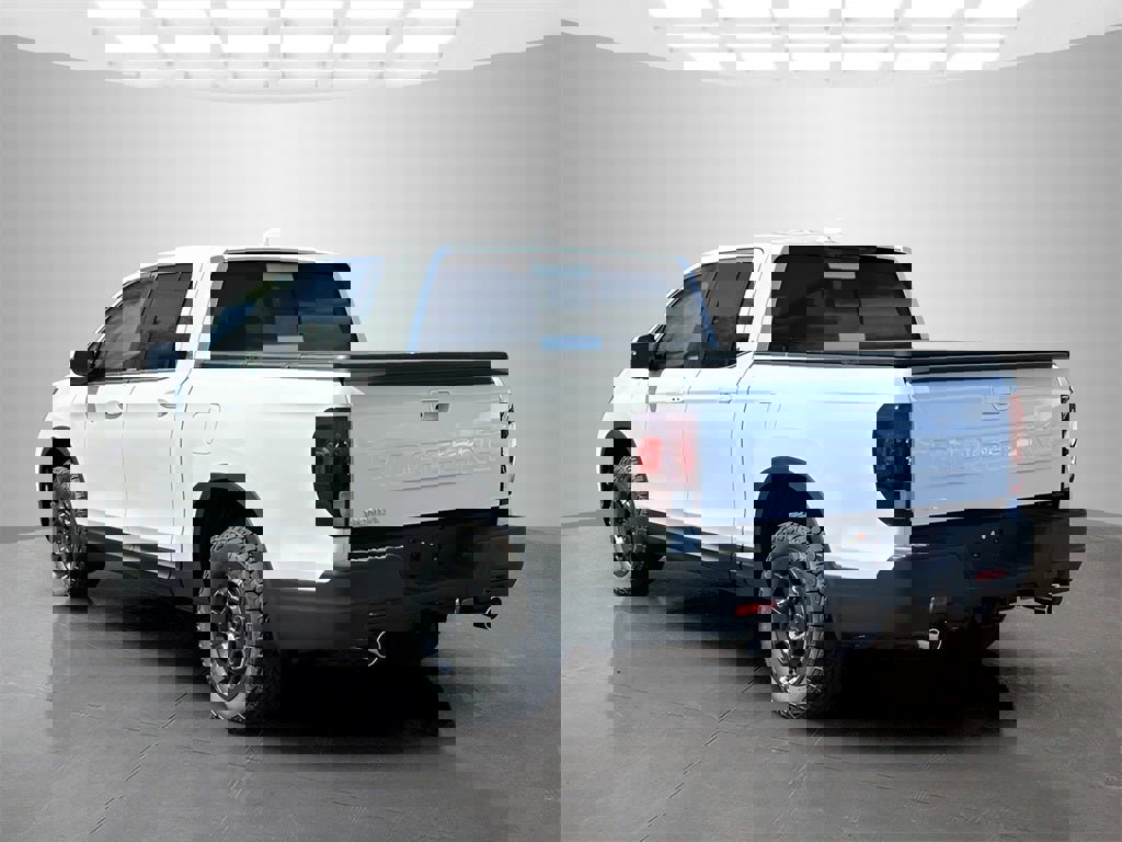 New 2025 Honda Ridgeline RTL+ image 3