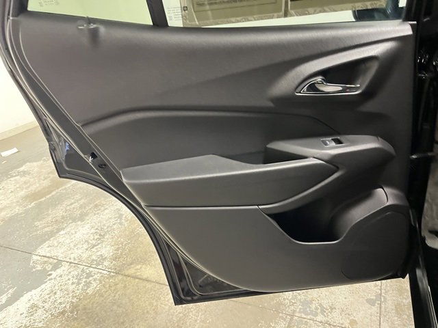 Used 2025 Chevrolet Trax LS w/ LS Convenience Package image 20