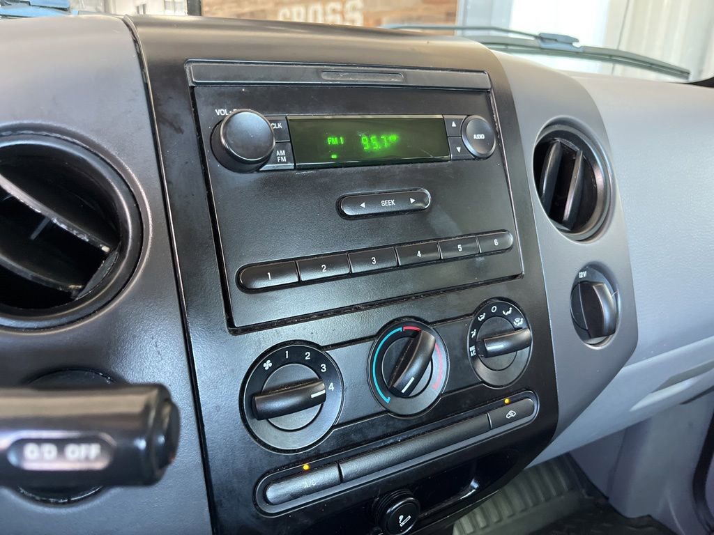 Used 2005 Ford F150 XL RWD image 25