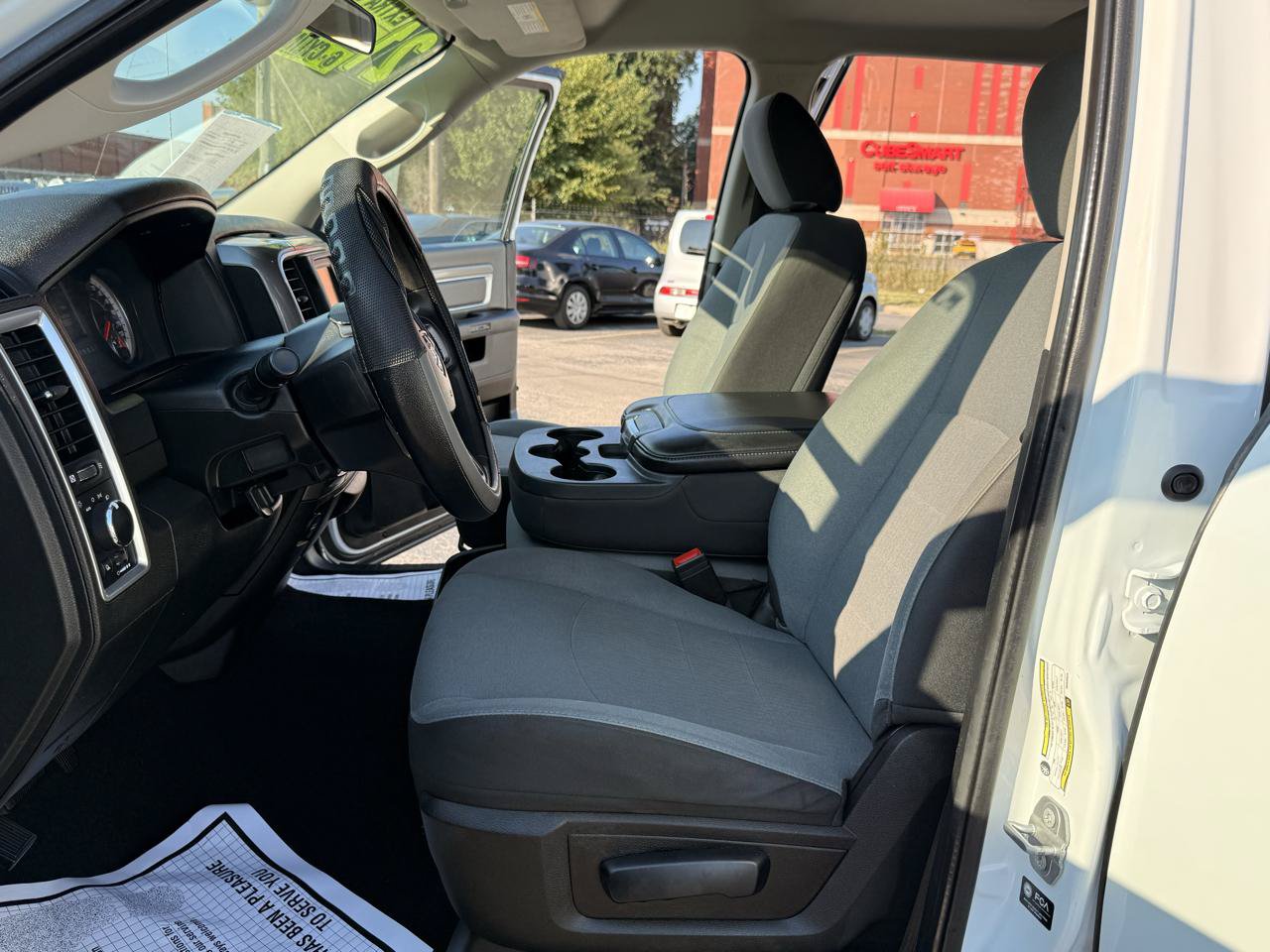Used 2021 RAM 1500 Classic SLT AWD/4WD image 10
