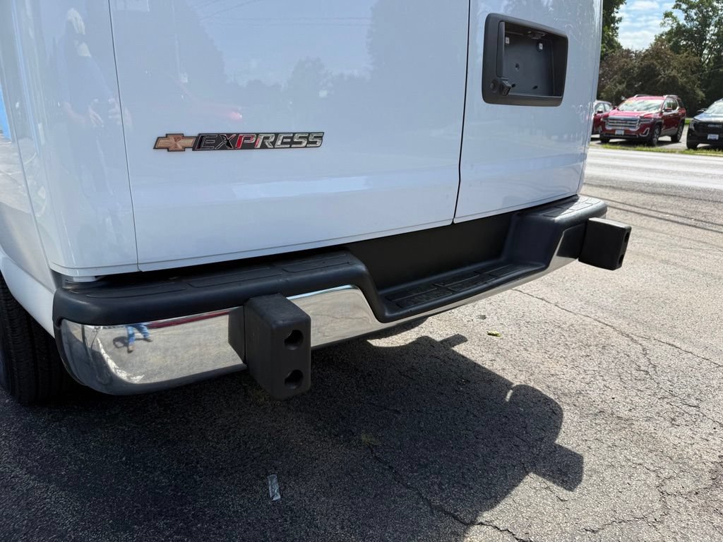 Used 2025 Chevrolet Express 2500 w/ Driver Convenience Package RWD image 35