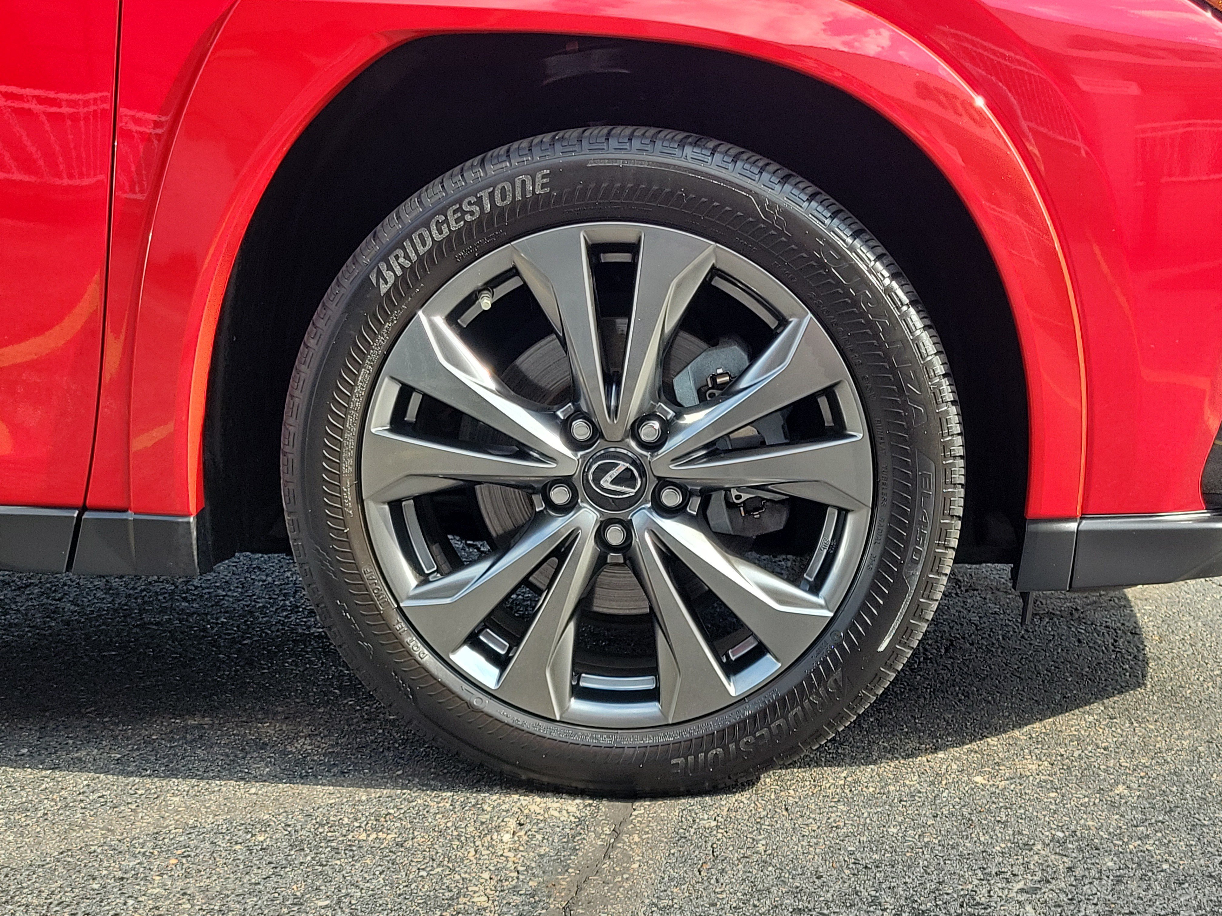 Used 2023 Lexus UX 250h F Sport AWD/4WD image 5