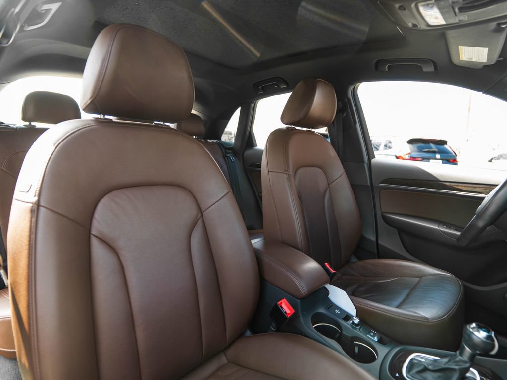 Used 2018 Audi Q3 2.0T Premium Plus AWD/4WD image 19