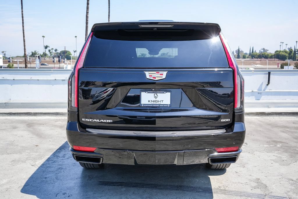 Used 2024 Cadillac Escalade Sport AWD/4WD image 8