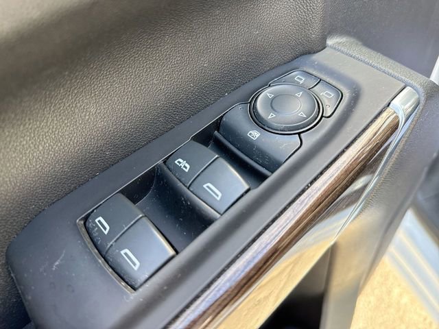 Used 2019 Chevrolet Silverado 1500 LT w/ Texas Edition image 13