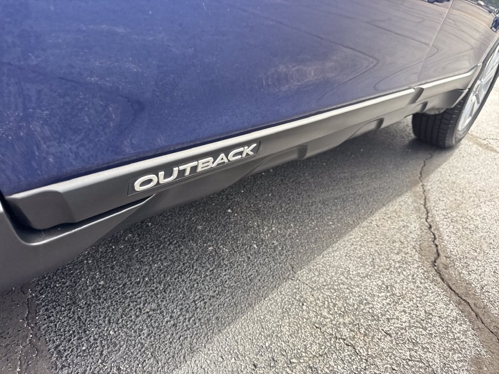 Used 2017 Subaru Outback 2.5i Premium AWD/4WD image 22