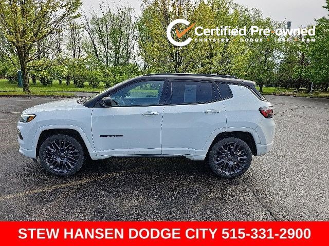 Used 2024 Jeep Compass Limited AWD/4WD image 1