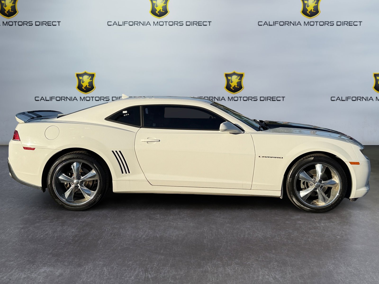 Used 2015 Chevrolet Camaro LT w/ RS Package image 6