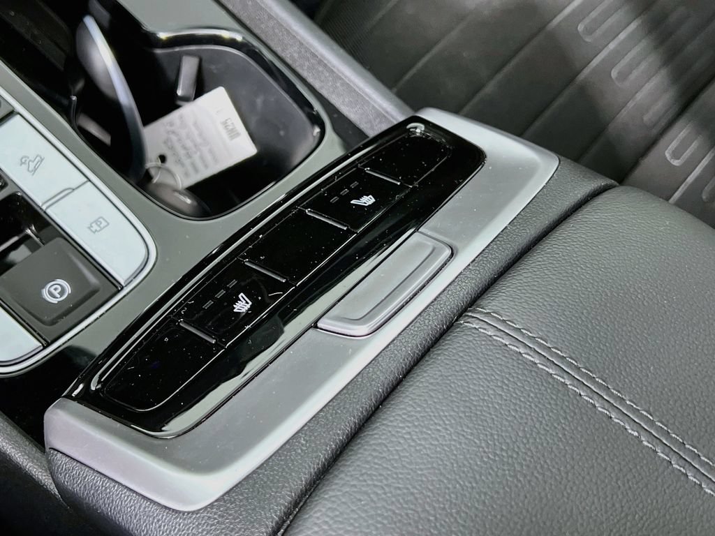 Certified 2023 Hyundai Santa Cruz SEL w/ Activity Package FWD image 16