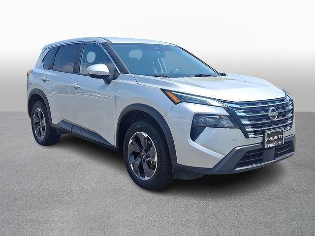 Used 2025 Nissan Rogue SV AWD/4WD image 3
