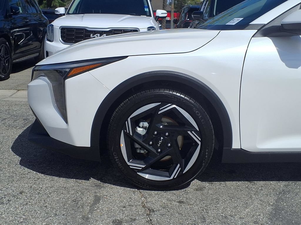 Certified 2025 Kia K4 EX FWD image 3
