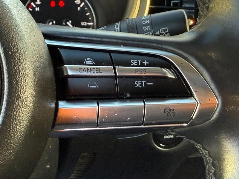 Used 2021 MAZDA CX-30 AWD 2.5 S w/ Premium Package image 17