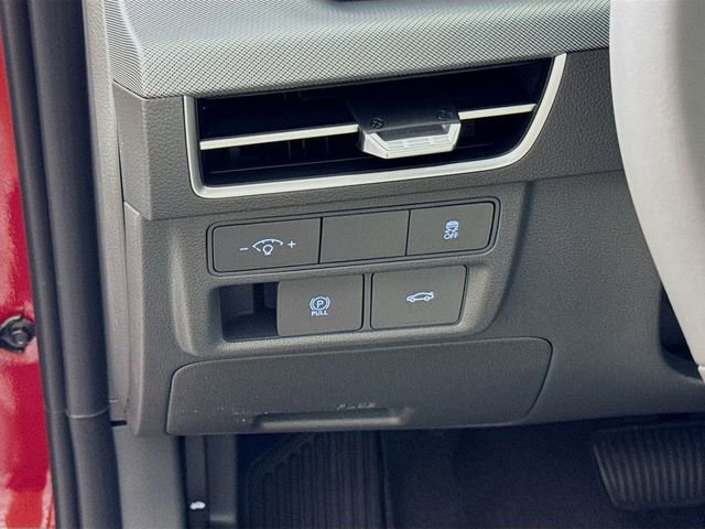 Used 2025 Hyundai Sonata SEL FWD image 13