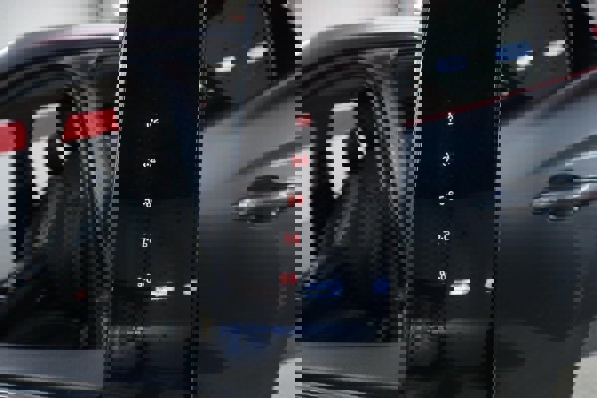 Used 2021 Lincoln Nautilus FWD w/ Equipment Group 101A image 26