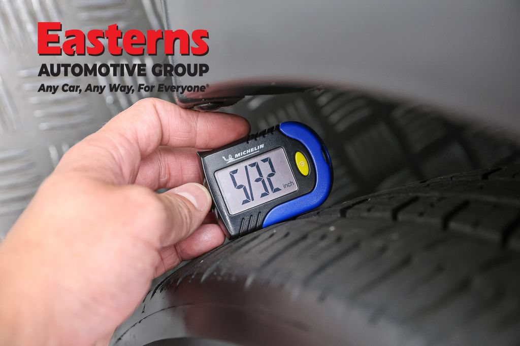 Used 2021 Volkswagen ID.4 Pro RWD image 30