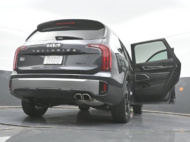 Used 2025 Kia Telluride S FWD image 52