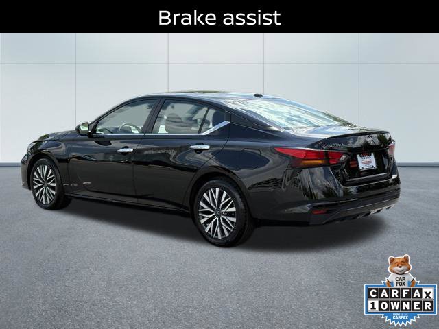 Used 2025 Nissan Altima 2.5 SV FWD image 8