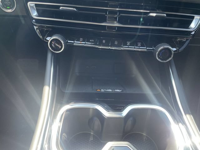New 2027 Chevrolet Traverse RS AWD/4WD image 19