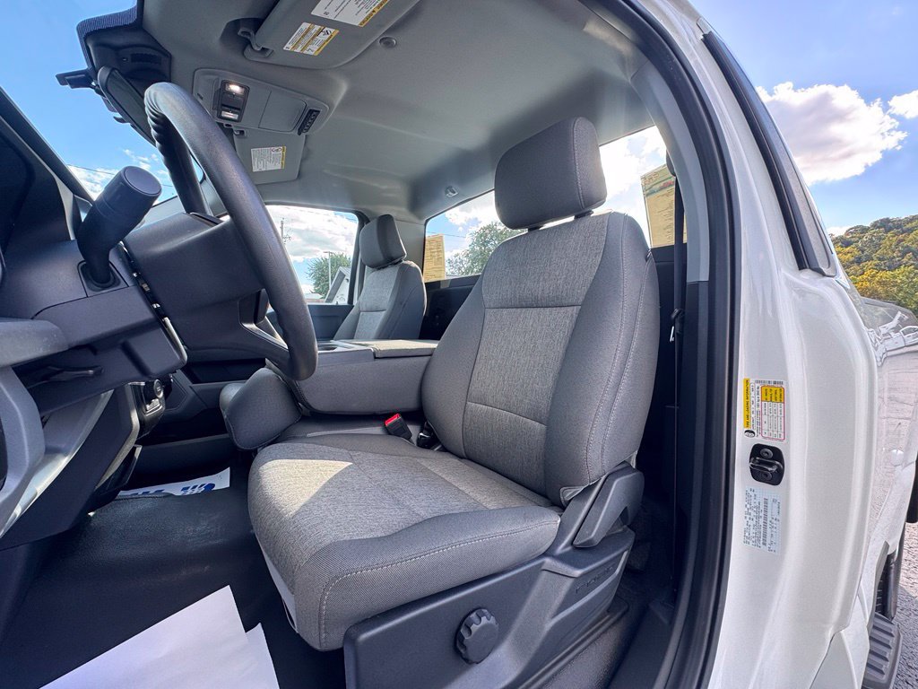 Used 2025 Ford F250 XL w/ XL Off-Road Package AWD/4WD image 14