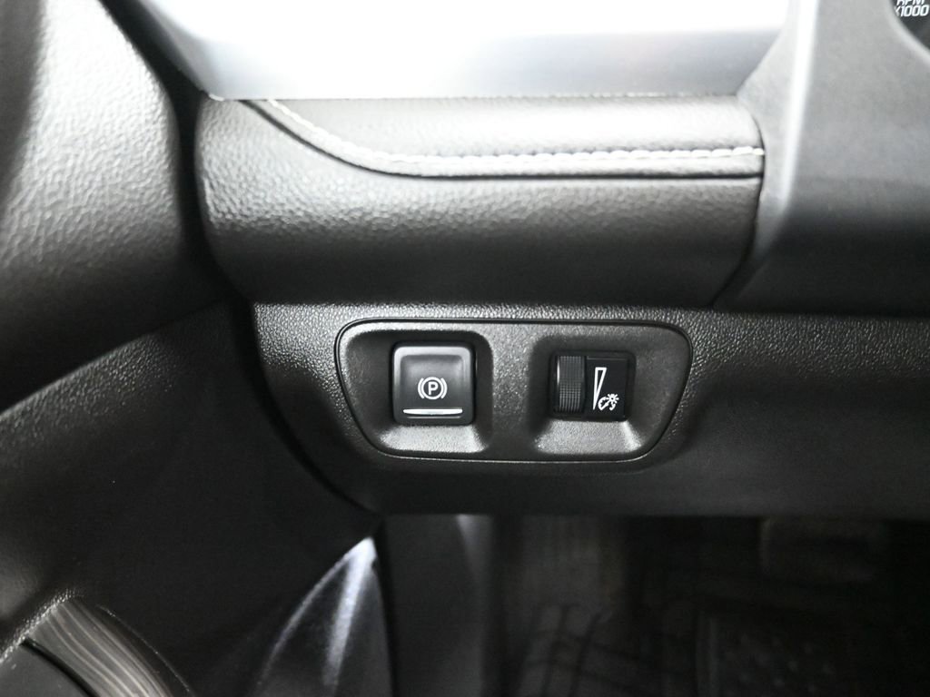 Used 2023 GMC Acadia SLT image 21