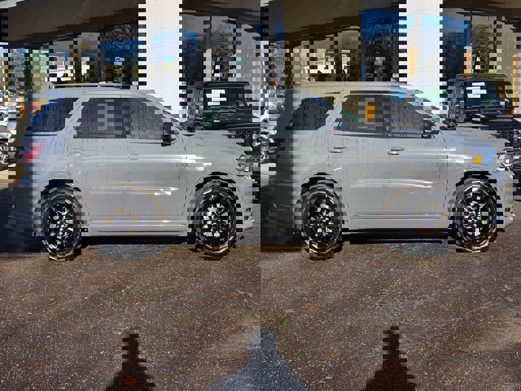 Used 2020 Dodge Durango R/T w/ Technology Group image 36