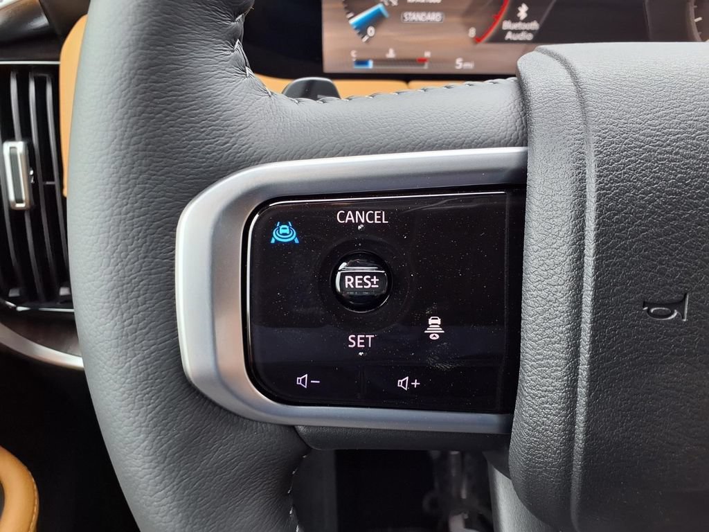 New 2026 Nissan Armada SL w/ Captain's Chari Seat Package AWD/4WD image 12