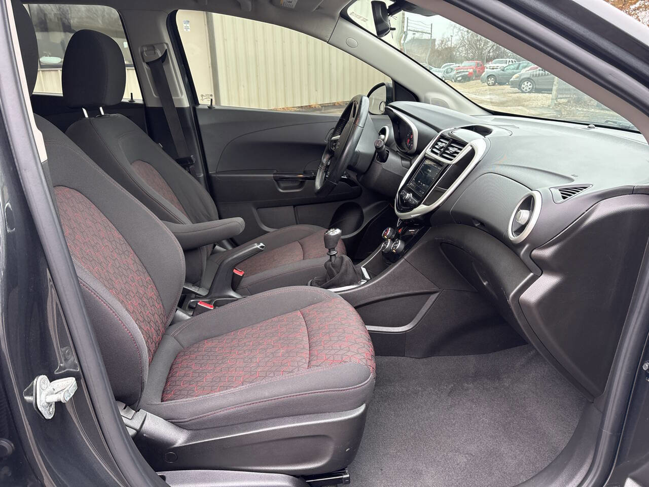 Used 2019 Chevrolet Sonic LT w/ LPO, Performance Package FWD image 28