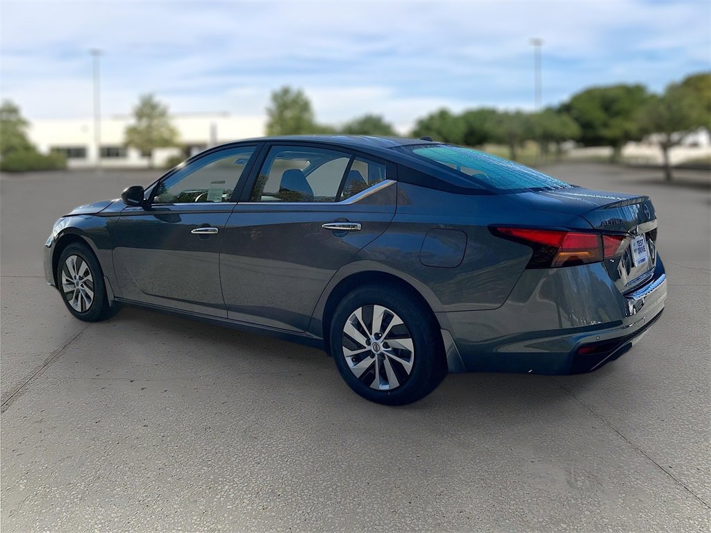 Certified 2025 Nissan Altima 2.5 S image 5