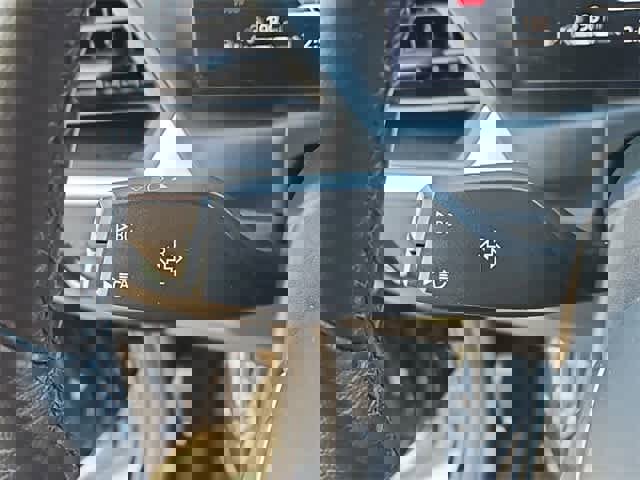 Used 2023 BMW 330e 330e image 27