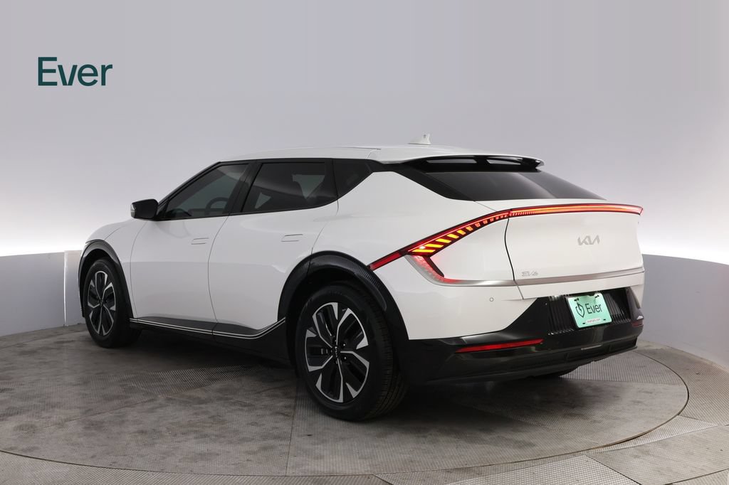 Used 2024 Kia EV6 Wind RWD image 17
