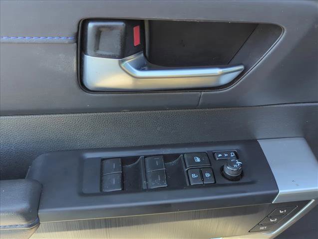 Used 2024 Toyota Sequoia Platinum AWD/4WD image 8
