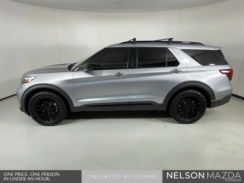 Used 2020 Ford Explorer ST w/ Premium Technology Package image 9