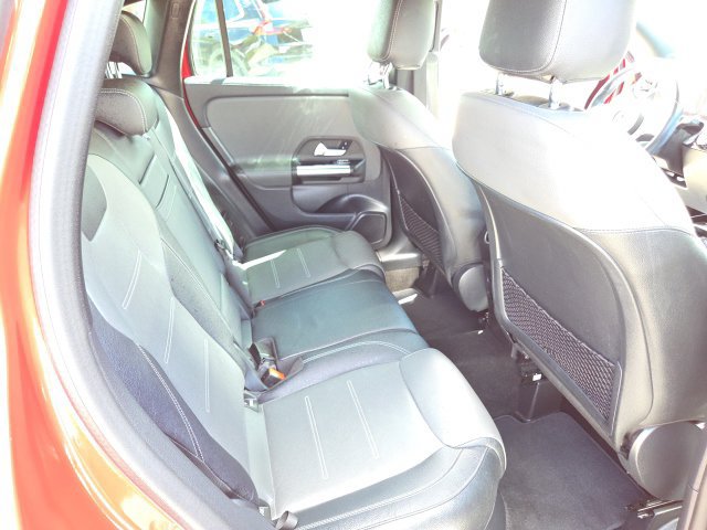 Used 2022 Mercedes-Benz GLA 35 AMG 4MATIC image 25