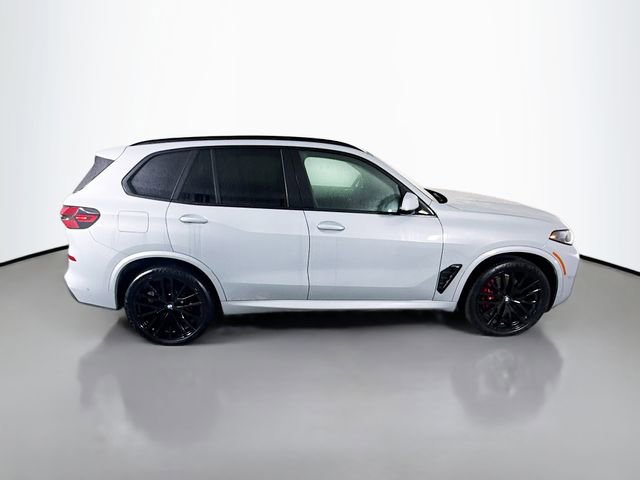 Used 2024 BMW X5 xDrive40i w/ M Sport Package image 8