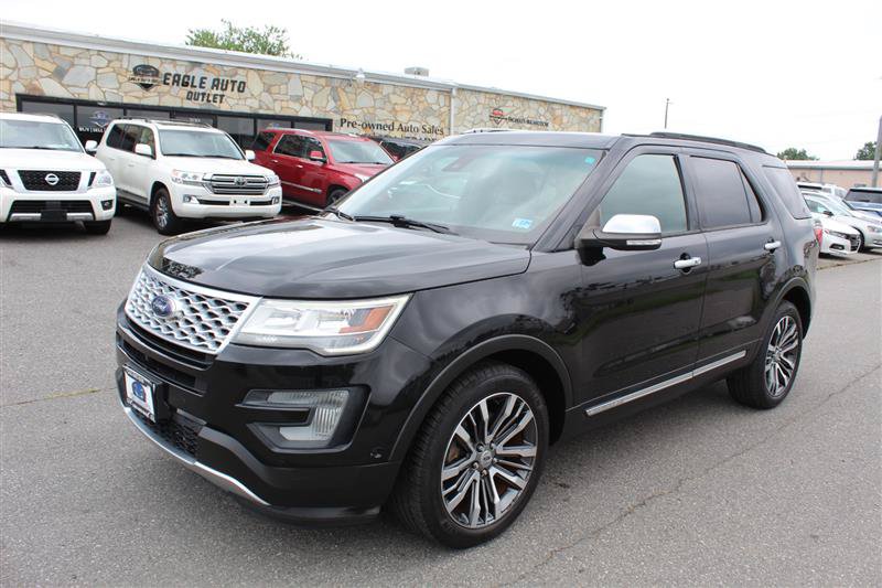 Used 2016 Ford Explorer Platinum AWD/4WD image 3