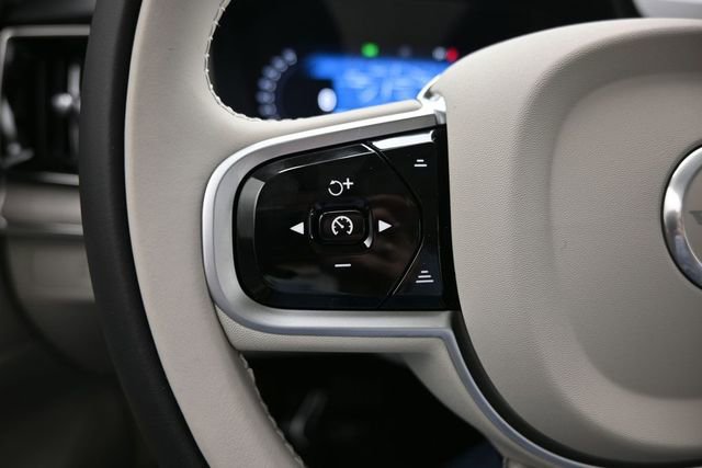 New 2026 Volvo XC90 B6 Ultra w/ Protection Package Premier AWD/4WD image 27