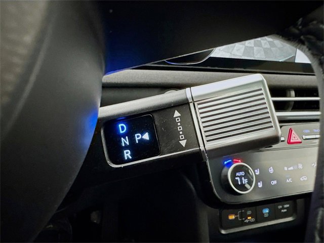 Used 2025 Hyundai Tucson Limited image 17