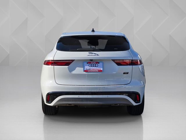 Used 2026 Jaguar F-PACE R-Dynamic S image 5