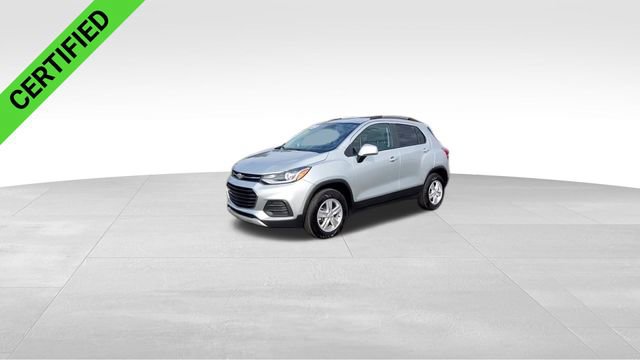 Used 2022 Chevrolet Trax LT w/ LT Convenience Package image 5