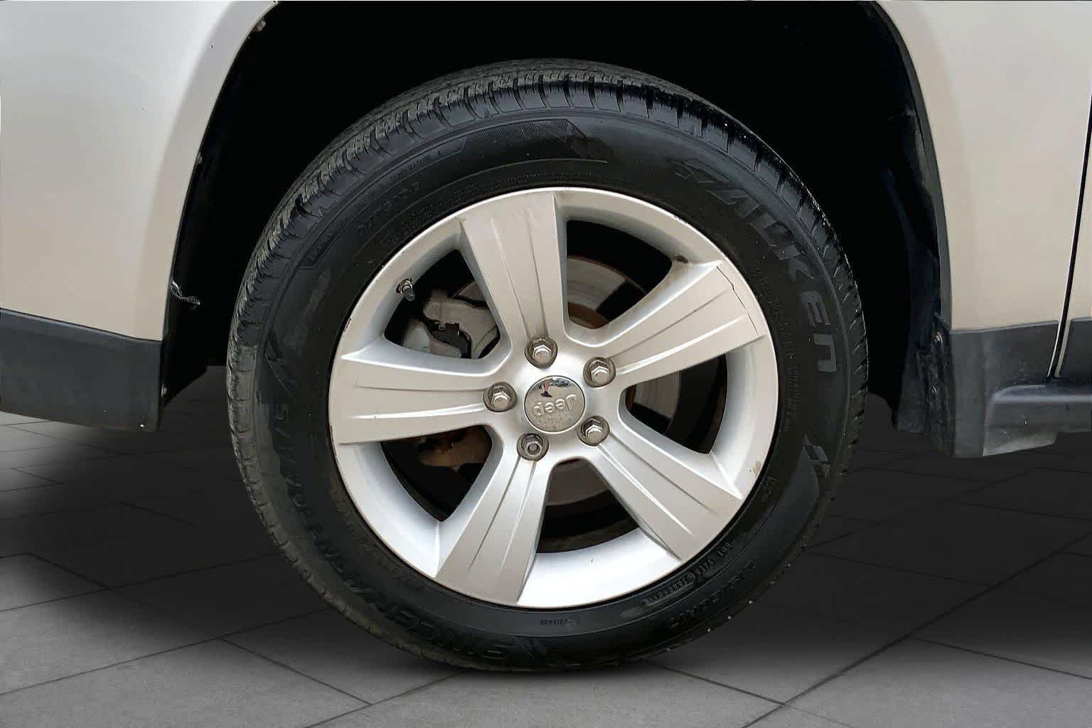 Used 2012 Jeep Compass Sport FWD image 10