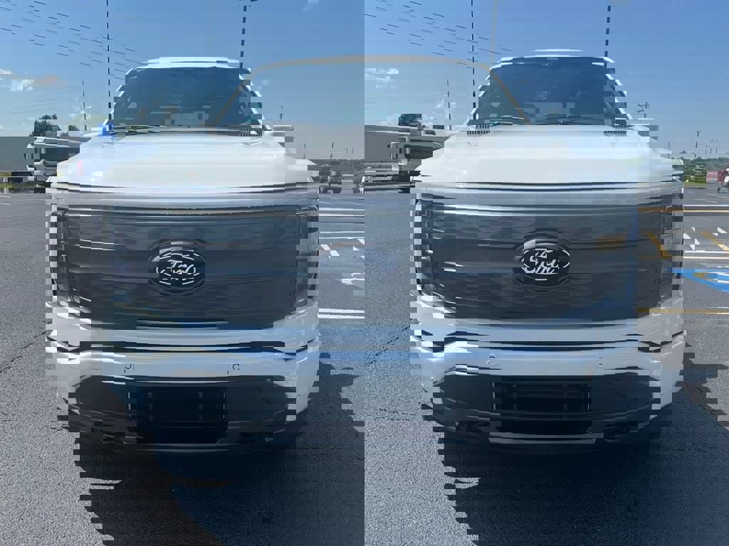 New 2025 Ford F150 Lightning Lariat w/ Max Trailer Tow Package image 3