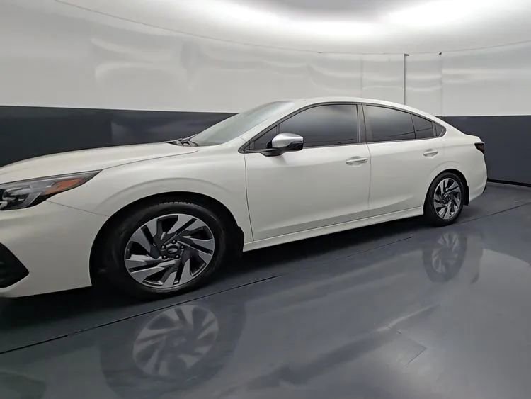 Used 2024 Subaru Legacy Touring XT AWD/4WD image 3