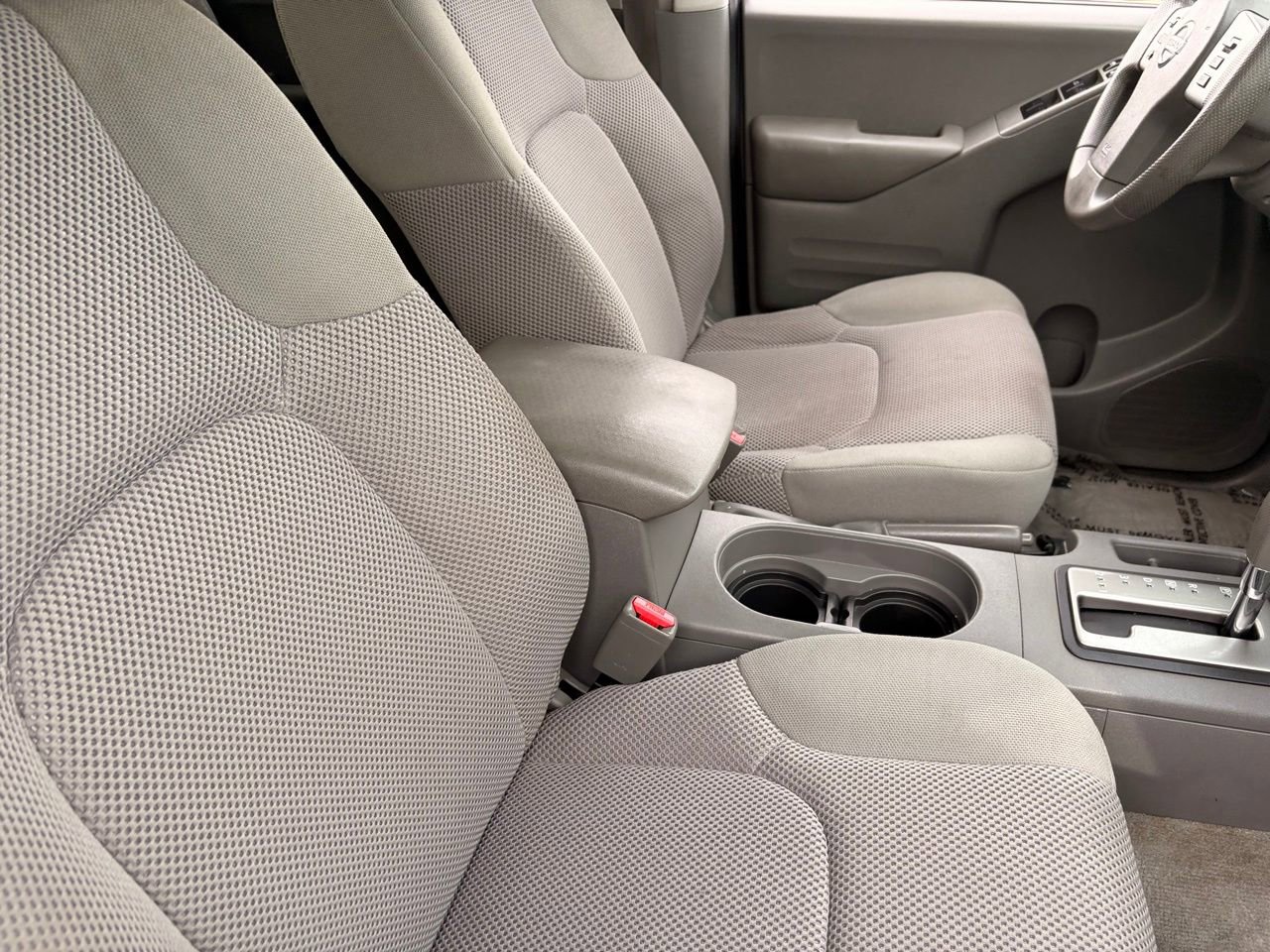Used 2018 Nissan Frontier SV RWD image 11