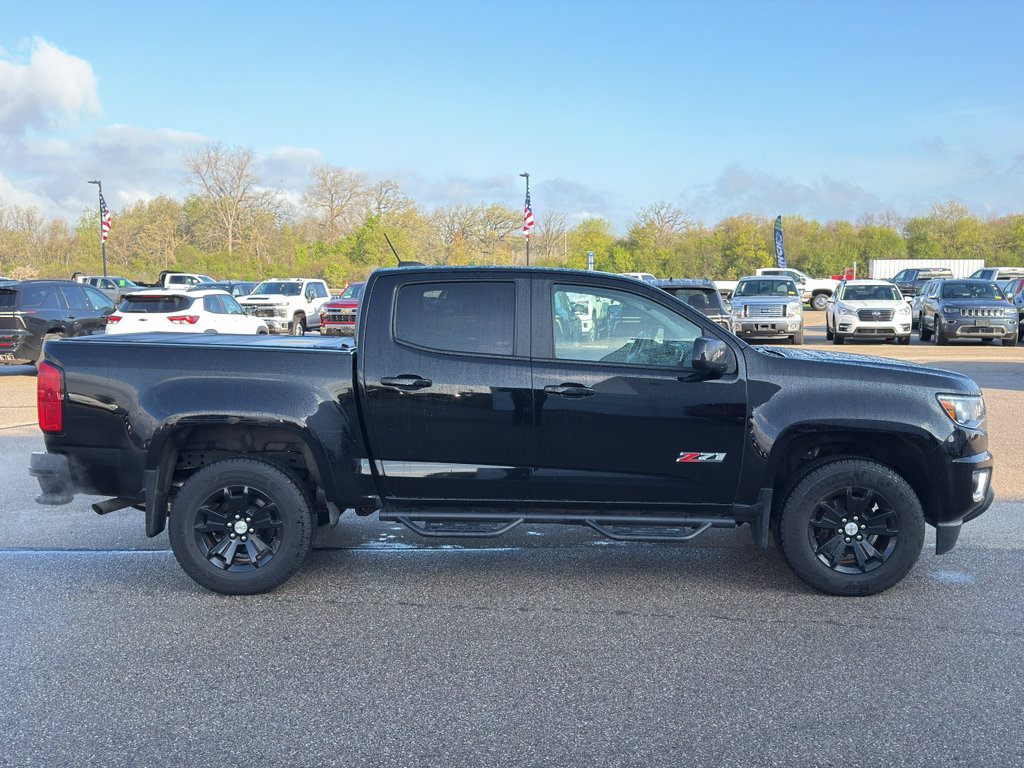 Used 2017 Chevrolet Colorado Z71 w/ Z71 Midnight Edition AWD/4WD image 7