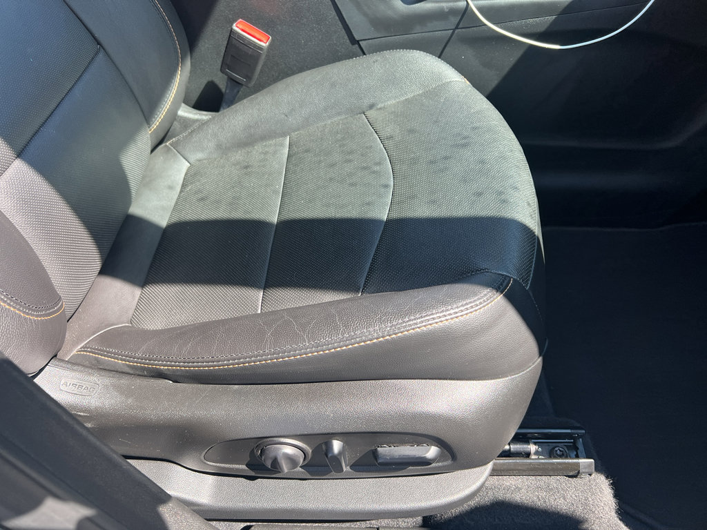 Used 2021 Chevrolet Equinox Premier image 22