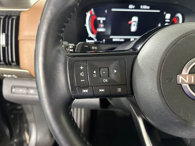 Used 2023 Nissan Pathfinder Platinum w/ Cargo Package image 15